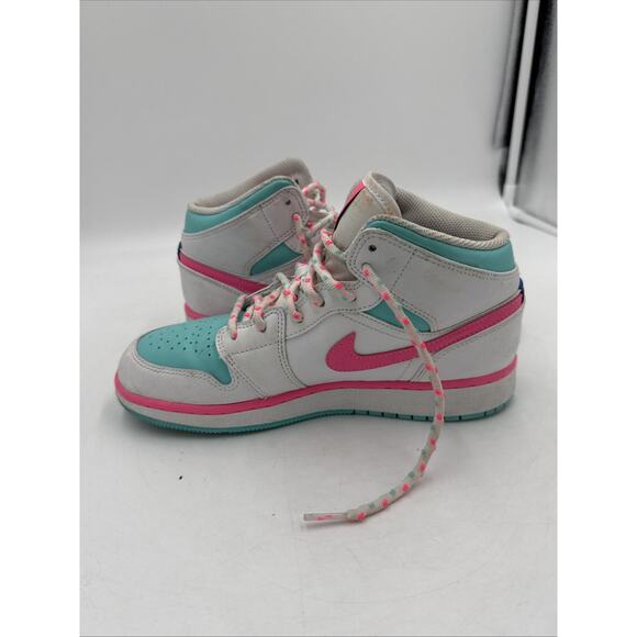 Size 5.5 (GS) - Jordan 1 Mid Digital Pink - Picture 7 of 8